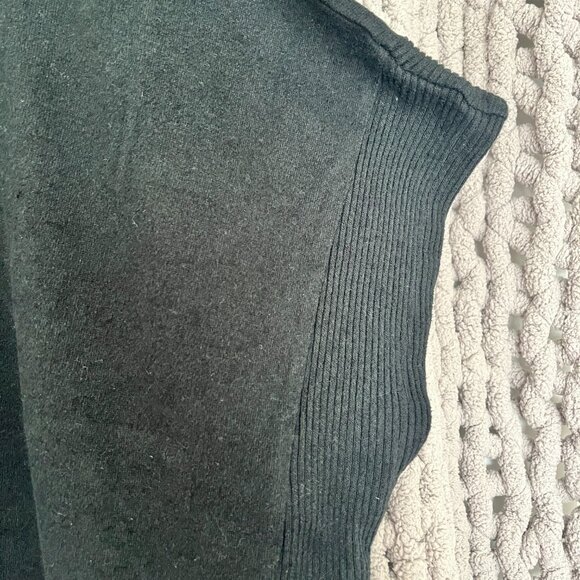 Banana Republic Factory Black Knit Poncho Size XS/S - Picture 3 of 15